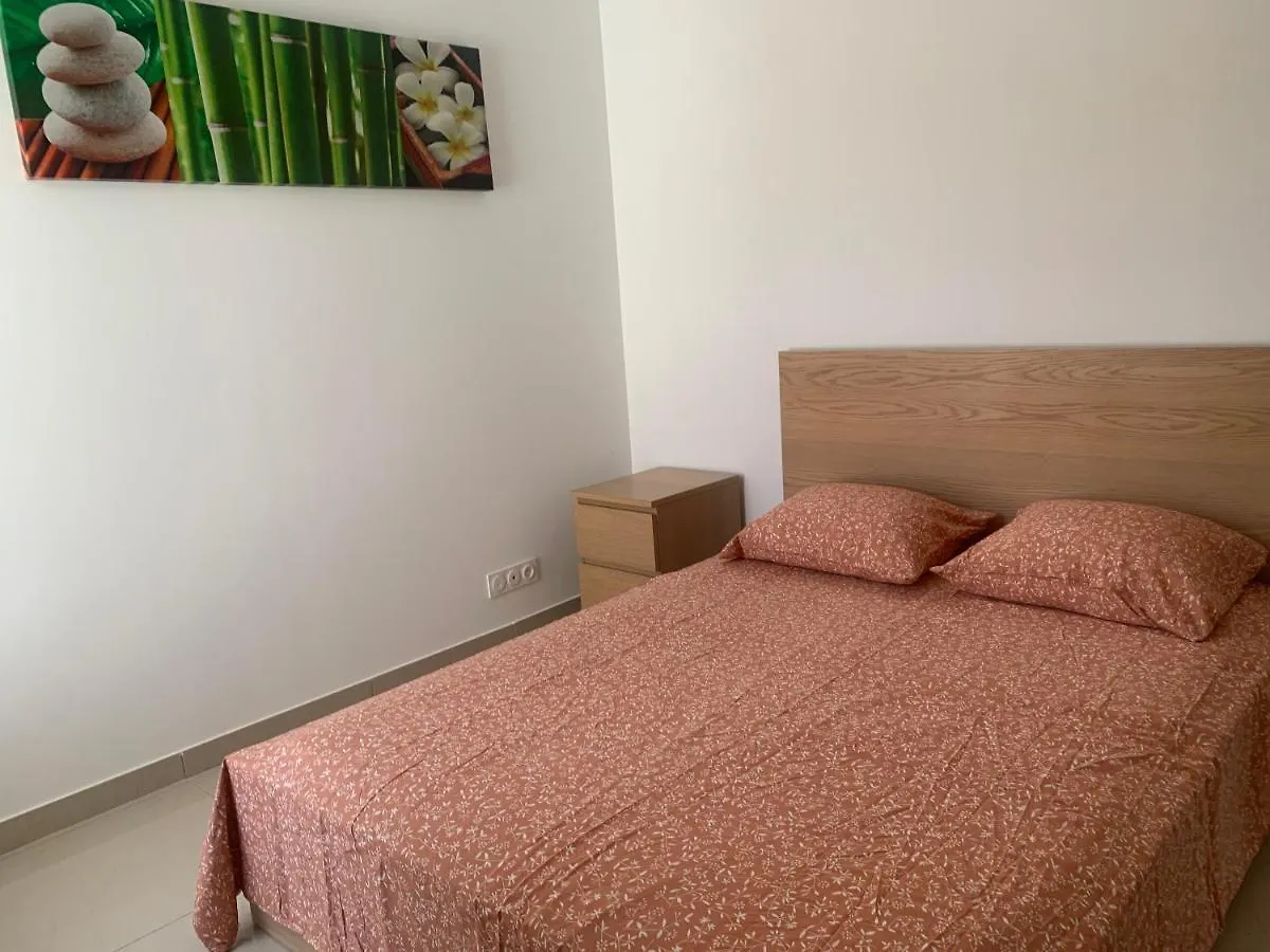 Villa Mazari contacts