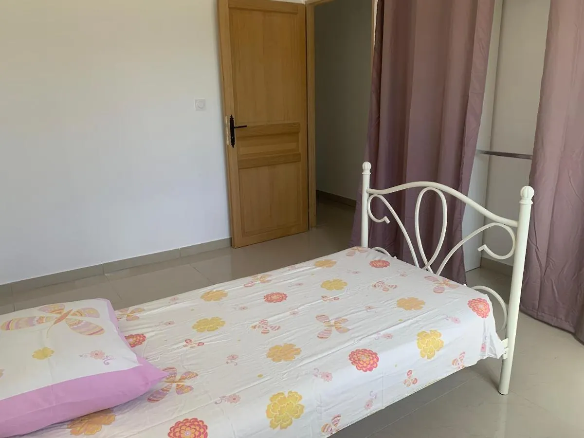 Villa Mazari Serignan-du-Comtat 0*,  France